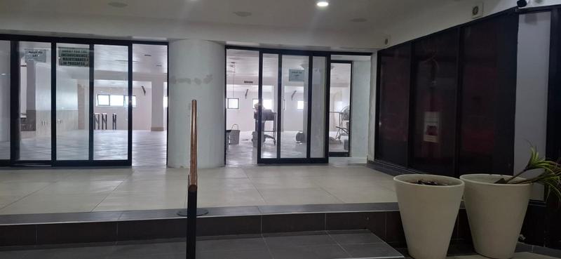 To Let Commercial Property for Rent in Strand Central Western Cape